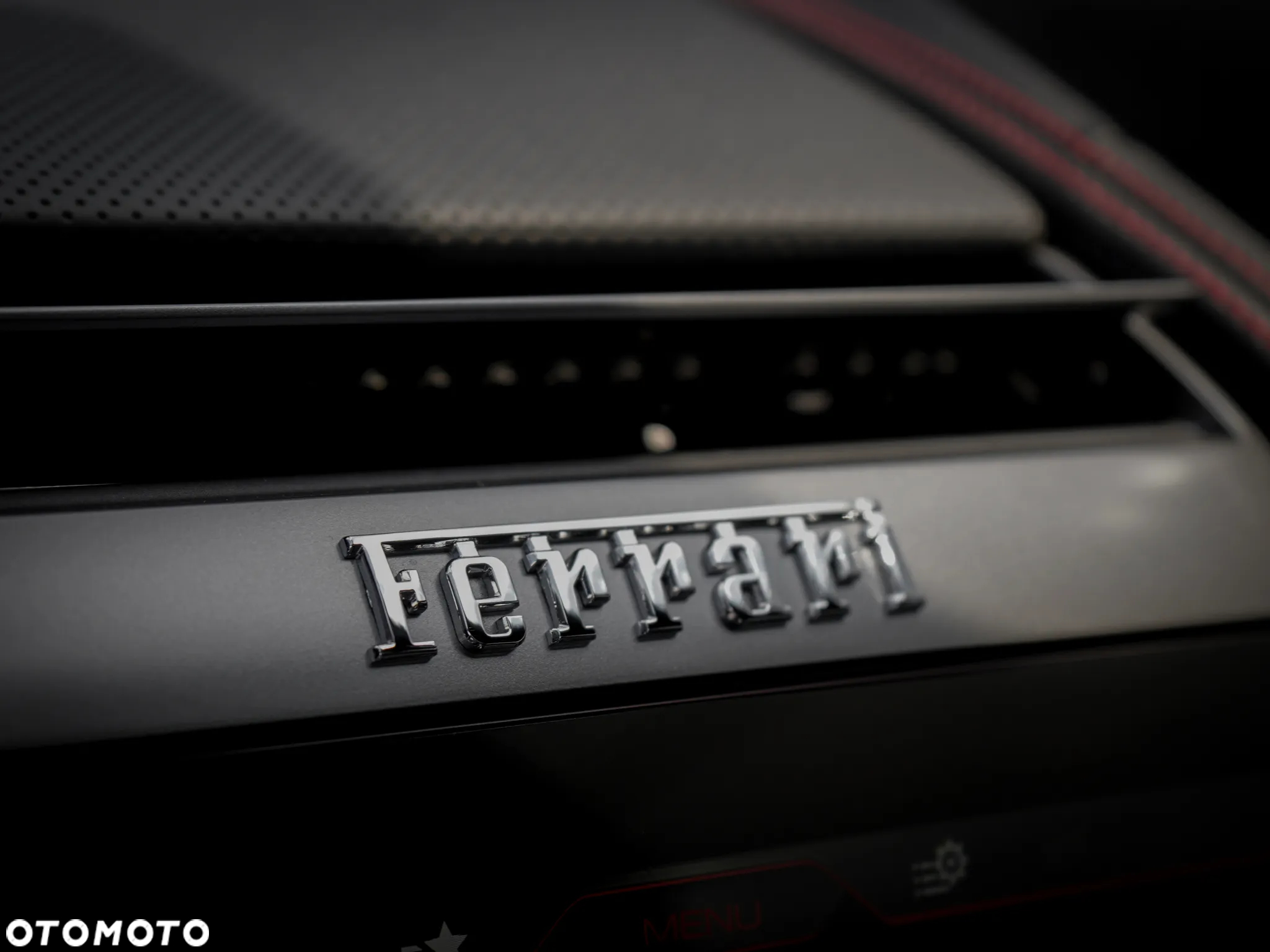 Ferrari GTC4Lusso - 25