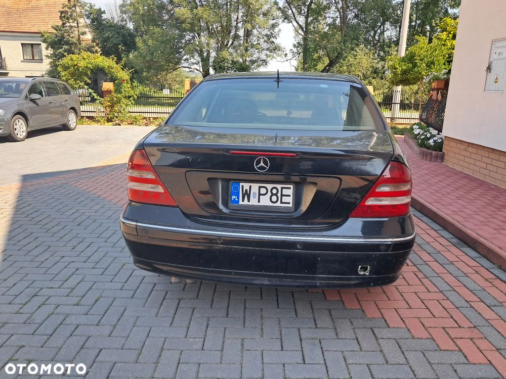 Mercedes-Benz Klasa C 280 Elegance 4-Matic - 8