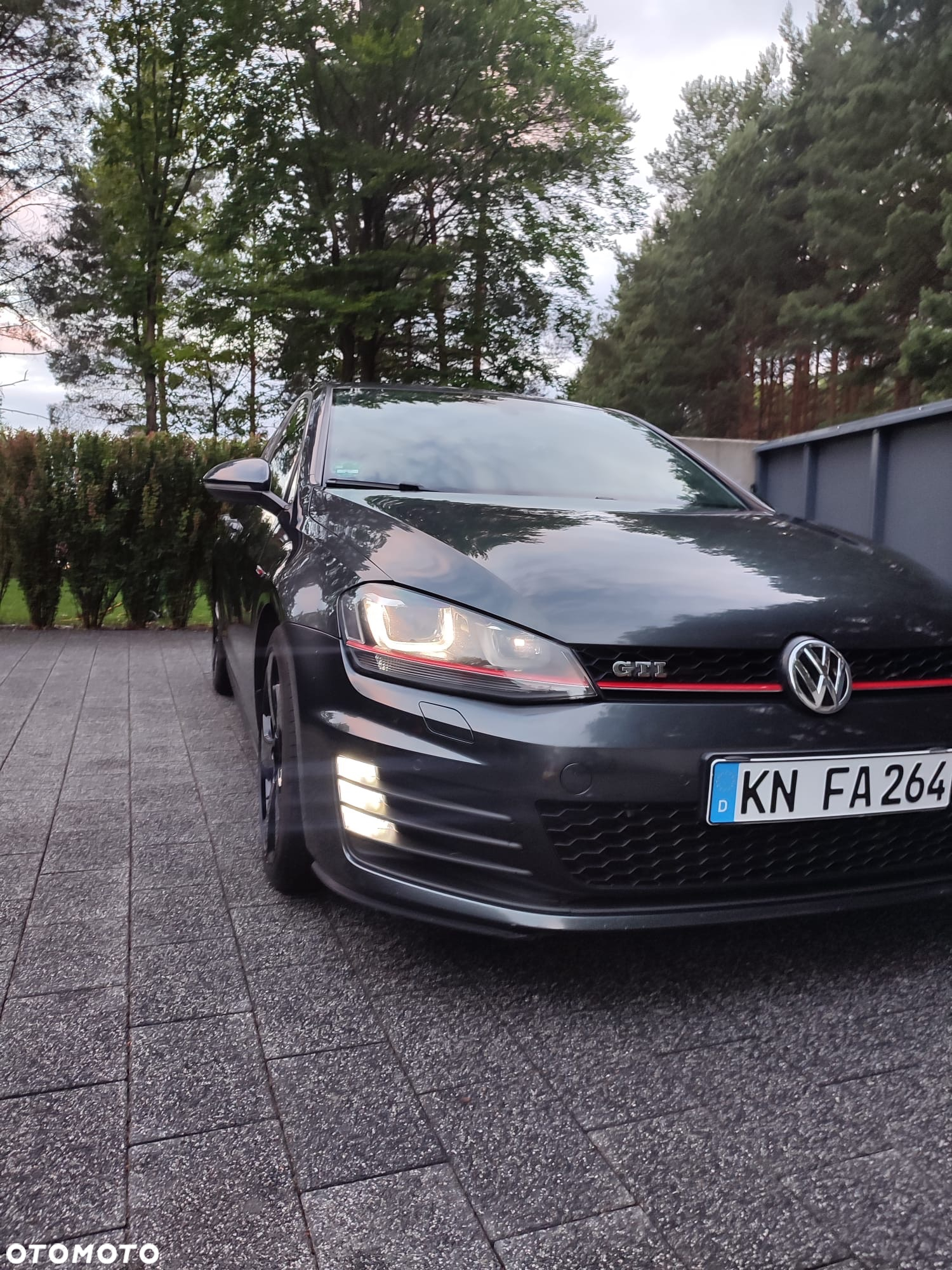Volkswagen Golf GTI Performance BlueMotion Technology - 30