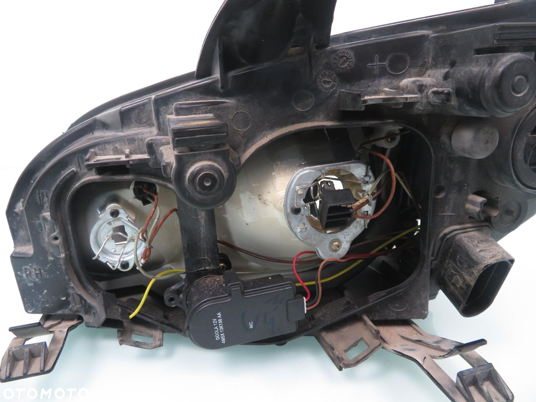 LAMPA PRAWA PRZEDNIA FORD FOCUS MK2 II 4M5113K060AA VP4M5X13K060AA - 5