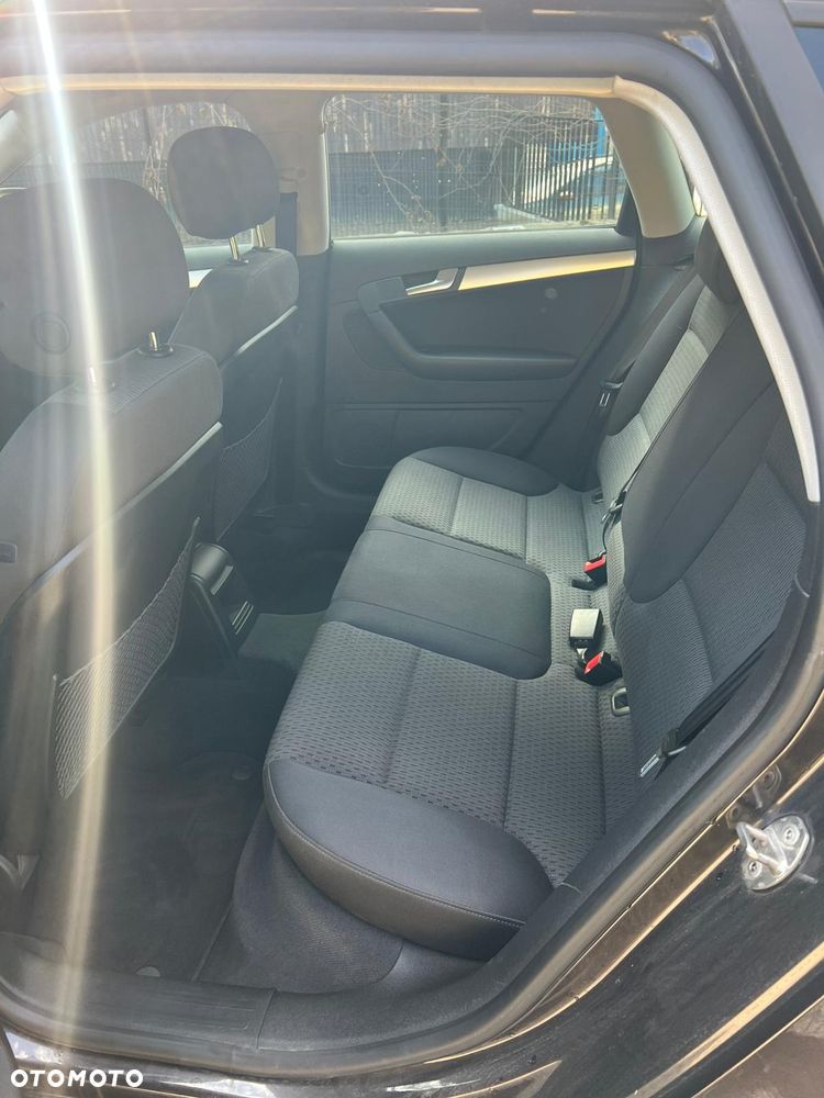 Audi A3 Sportback 1.8 TFSI Quattro Ambiente - 12