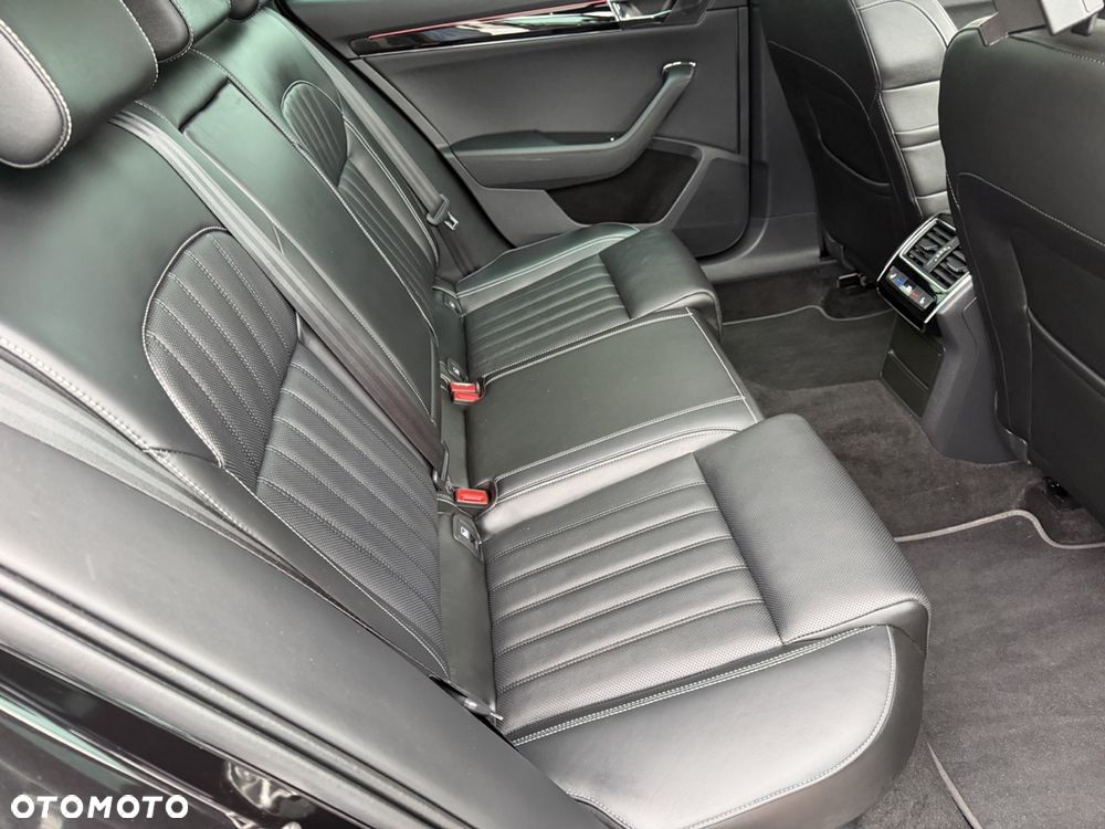 Skoda Superb 2.0 TDI SCR 4x4 L&K DSG - 35