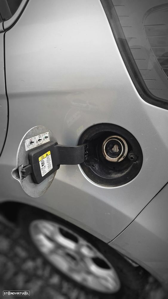 Ford Fiesta 1.25 Trend - 4