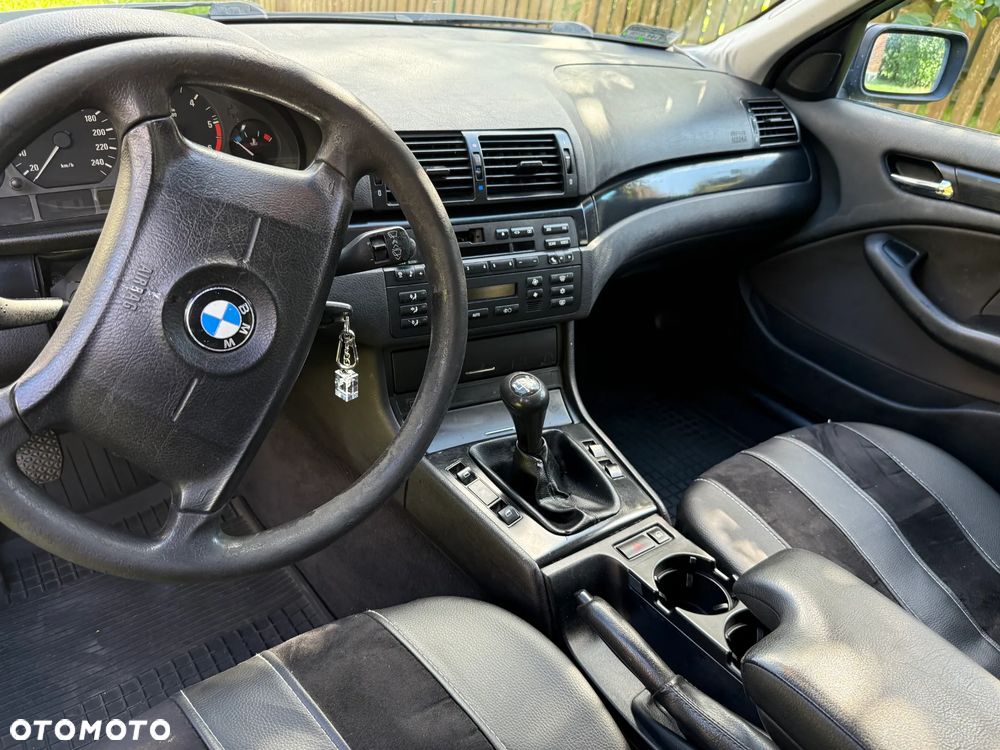 BMW Seria 3 318d - 8