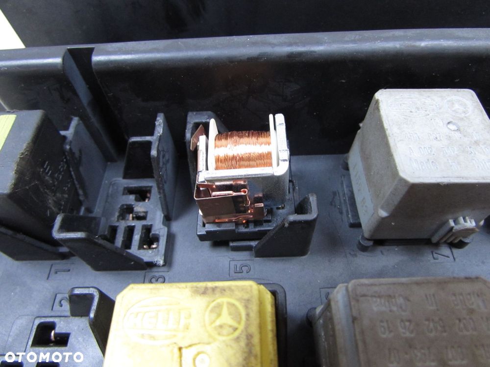 MB SPRINTER 906 CRAFTER 06-18 SKRZYNKA BEZPIECZNIKOW A9065454301 - 4