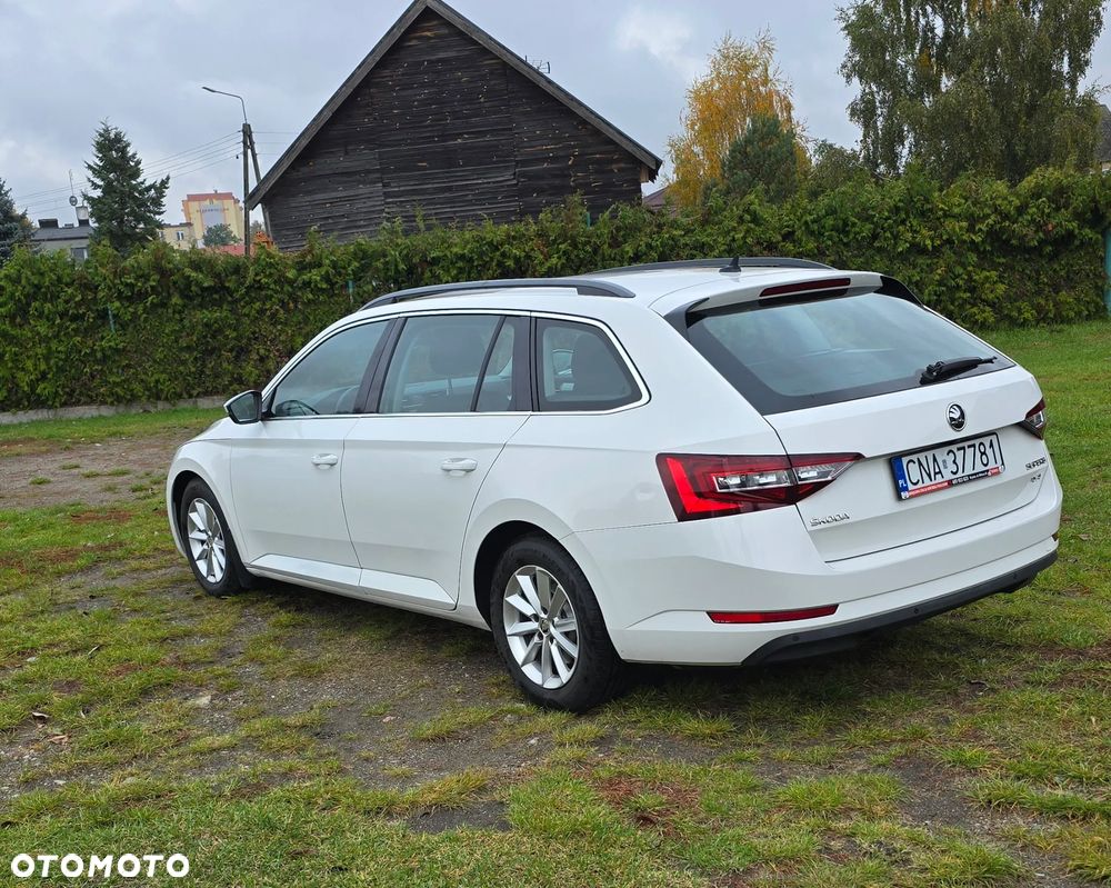 Skoda Superb ver-2-0-tdi-4x4-ambition - 3