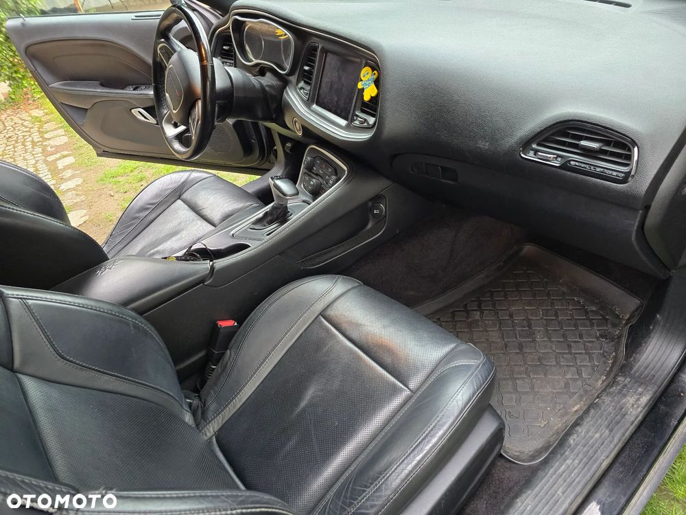 Dodge Challenger 3.6 SXT Plus - 21