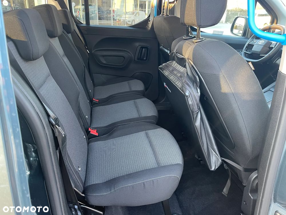 Toyota Proace City Verso 1.5 D-4D Family - 11