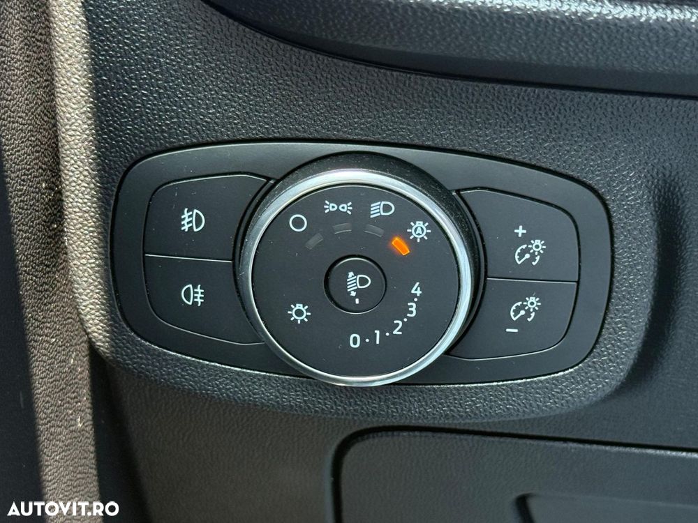 Ford Fiesta - 19