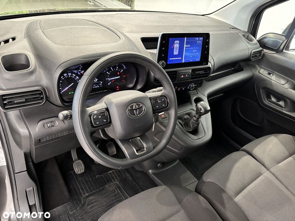 Toyota proace - 15