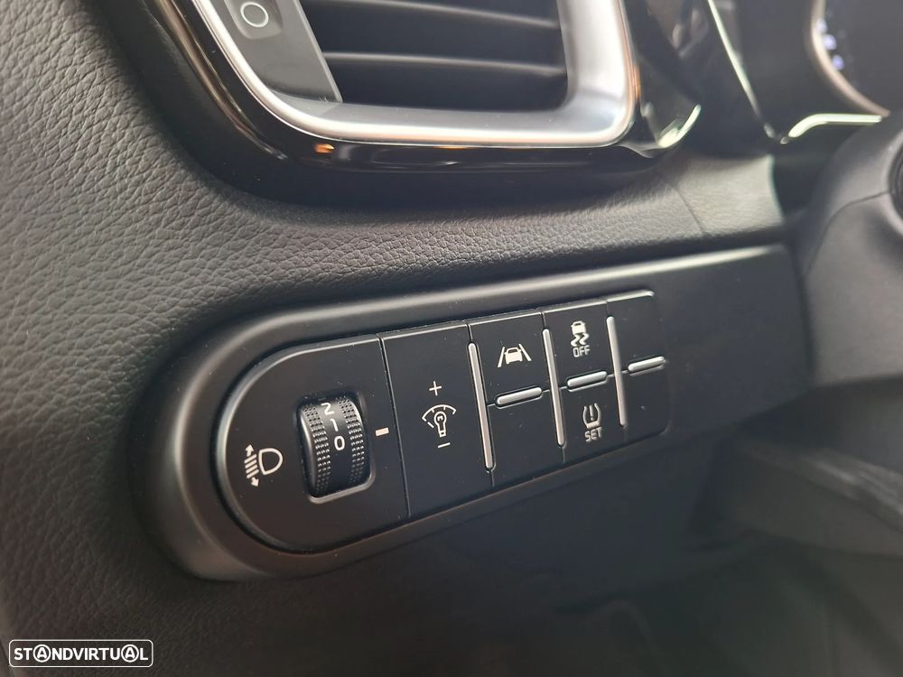 Kia Ceed 1.0 T-GDI (48V Mild-Hybrid) DCT7 Ultimate Edition - 15