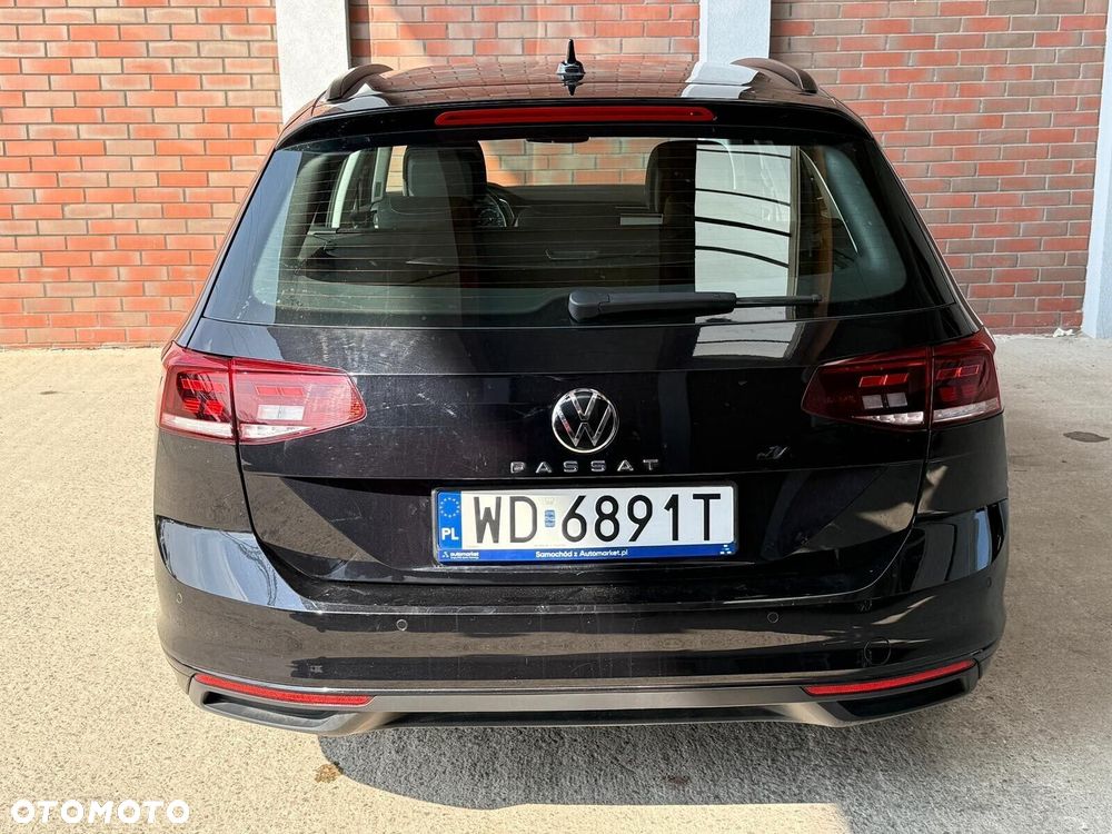 Volkswagen Passat - 5