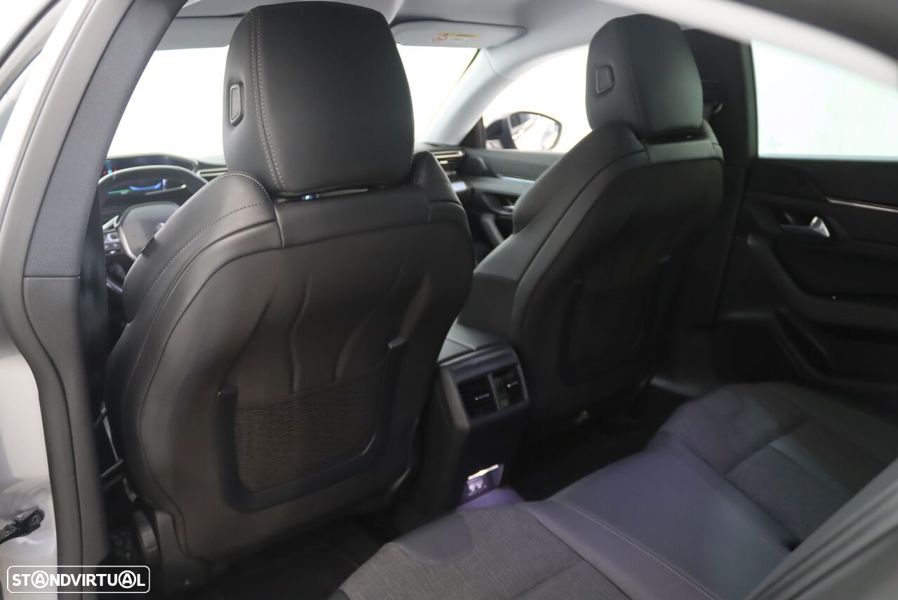 Peugeot 508 1.6 Hybrid Allure e-EAT8 - 8