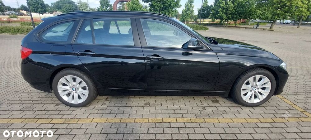 BMW Seria 3 318d EU6 - 6