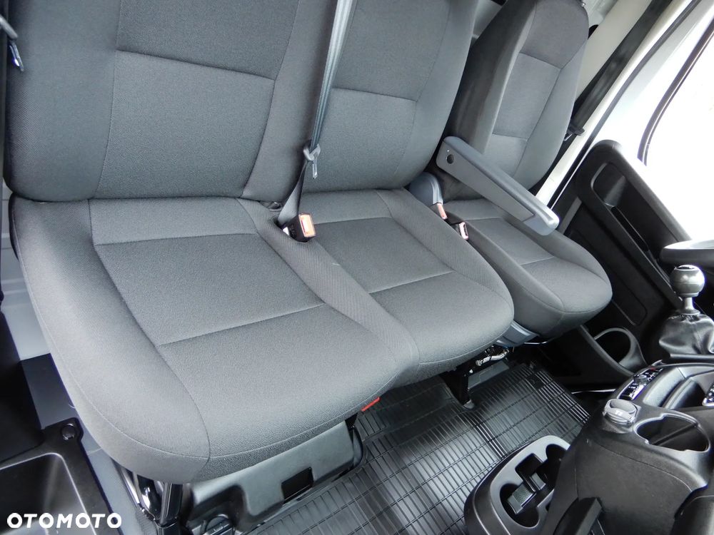 Fiat Ducato Serii 8 MAXI Wzmacniany 2.2 MultiJet3 H3-POWER 160 KM Chłodnia 4226 mm 8 Euro Palet Boczne Drzwi Agregat Zanotti -20*C Android Auto Carplay Stan Auta JAK NOWY POLECAM - 31