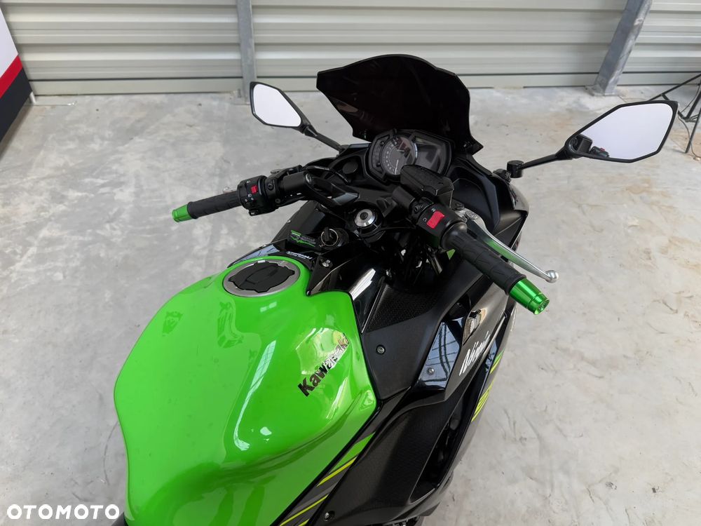Kawasaki Ninja - 9