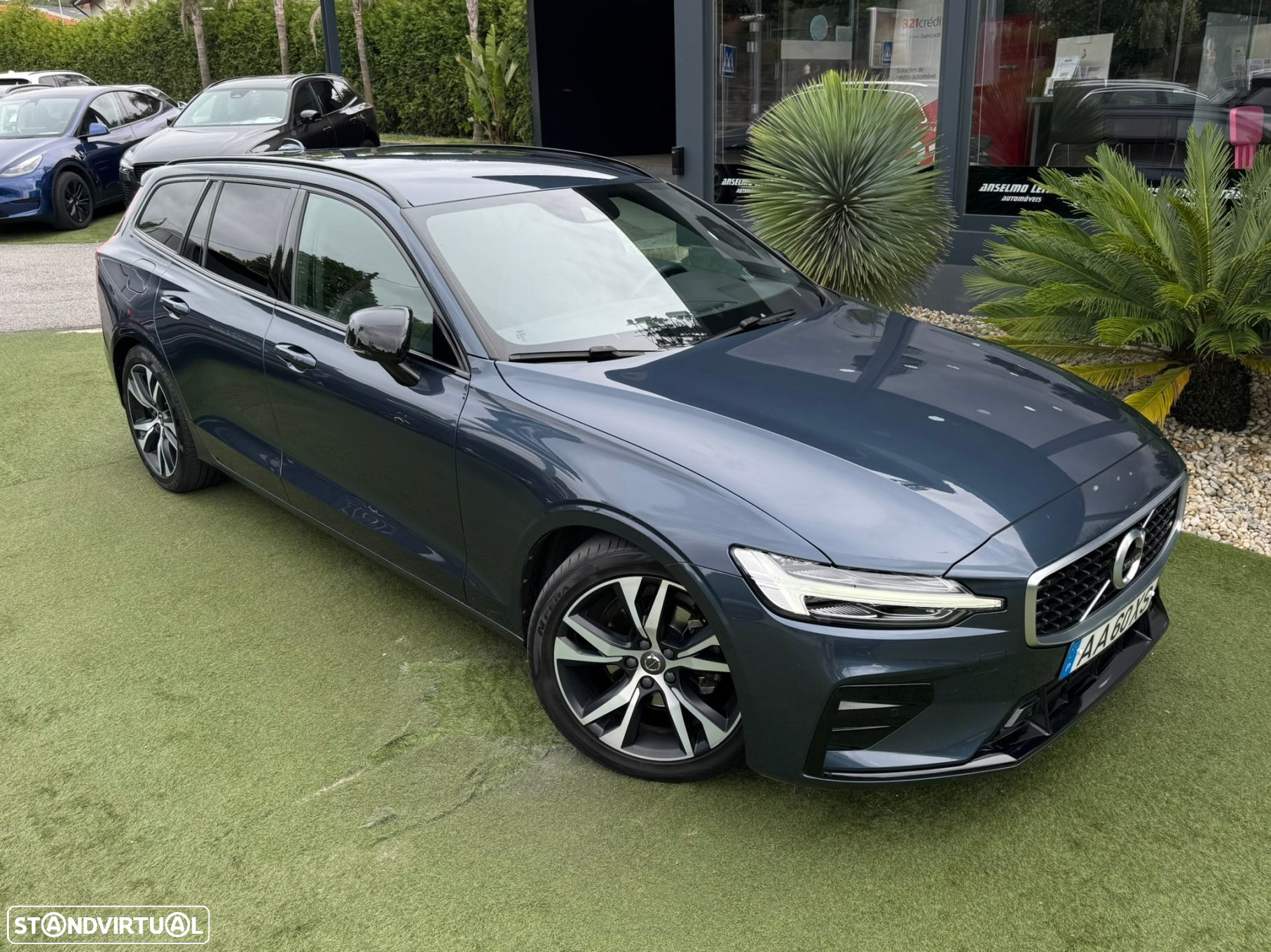 Volvo V60 2.0 D3 R-Design Geartronic - 9