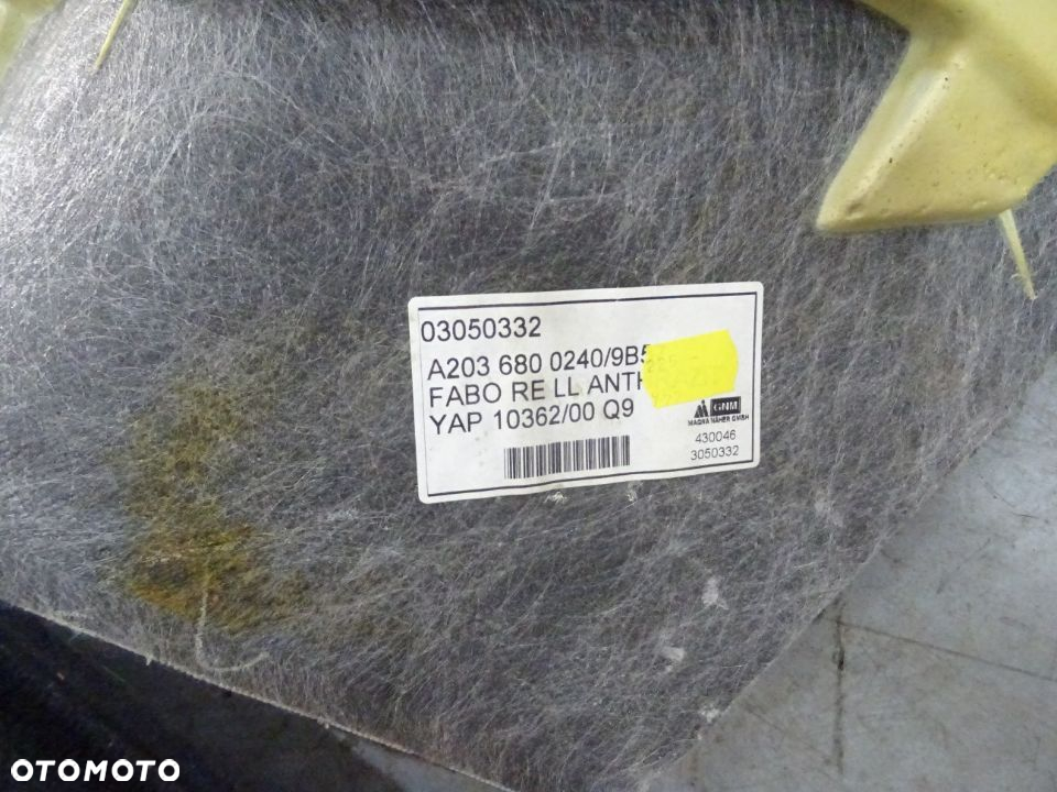 DYWAN PODŁOGA WYKŁADZINA W203 COUPE NR51 - 11