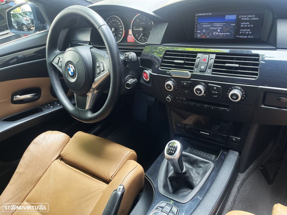 BMW 520 d Executive - 14