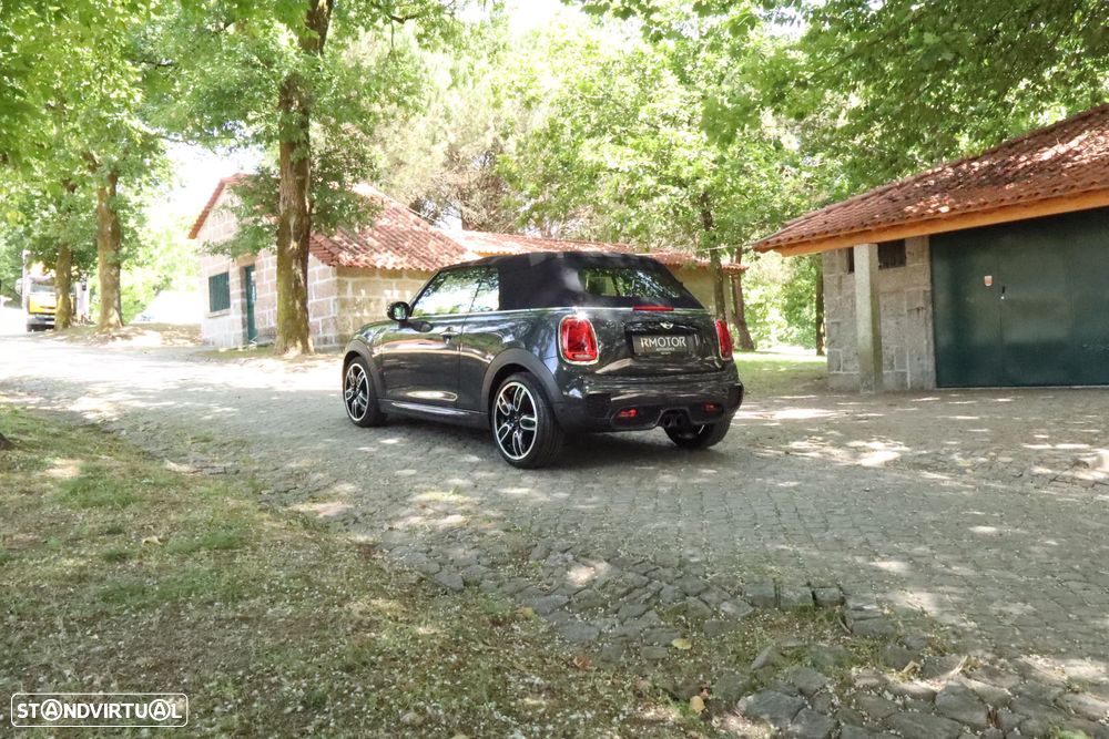 MINI Cabrio John Cooper Works - 7