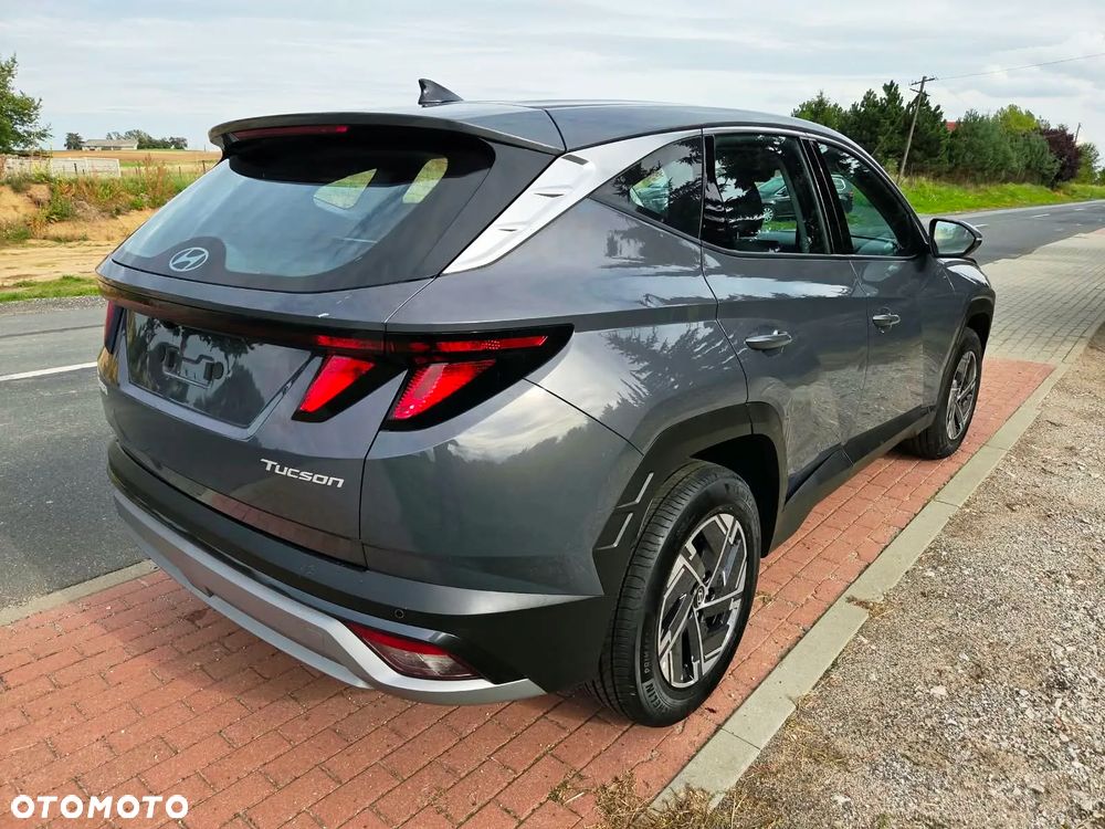 Hyundai Tucson 1.6 T-GDi 48V-Hybrid 2WD DCT Blackline - 4