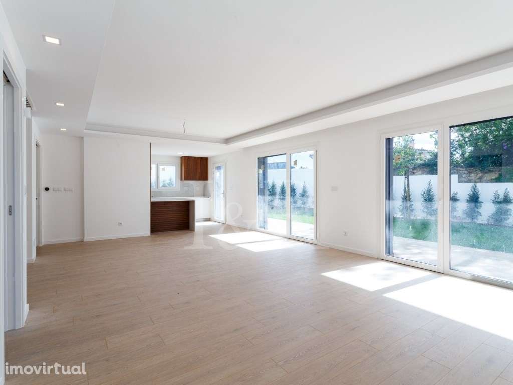 Moradia T4 com piscina e jardim em Alcabideche, Cascais - Grande imagem: 4/89