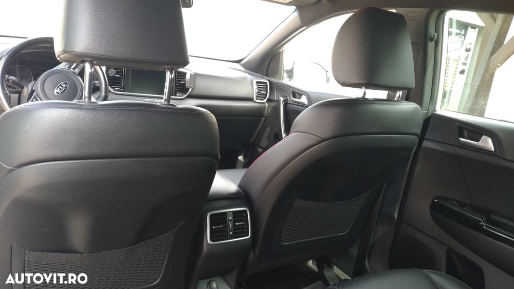 Kia Sportage 2.0 DSL 8AT HP 4x4 GT Line - 13