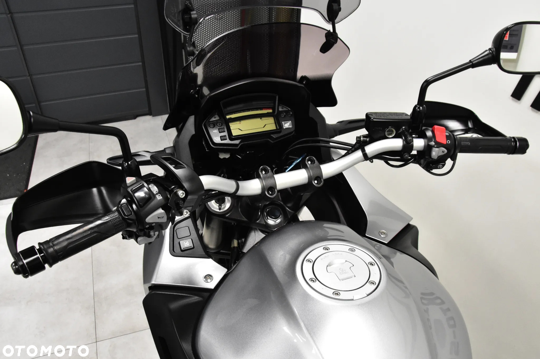Honda VFR - 21