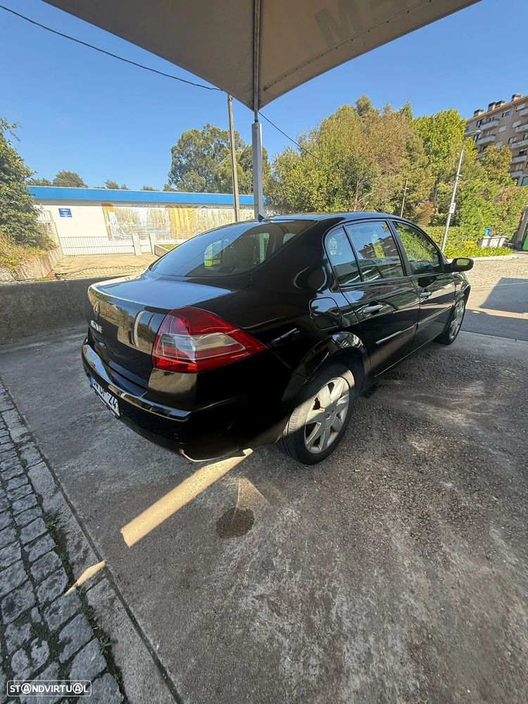 Renault Mégane 1.5 dCi Privilège Luxe - 3