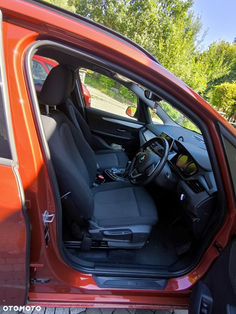 BMW Seria 2 218i - 12