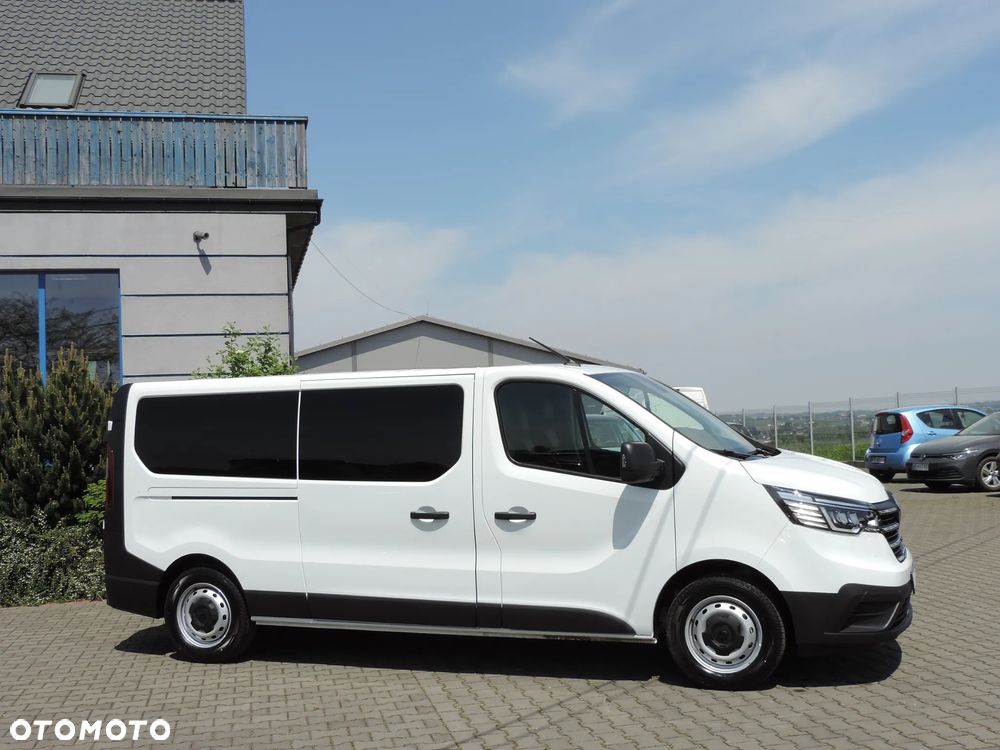 Renault Trafic - 1