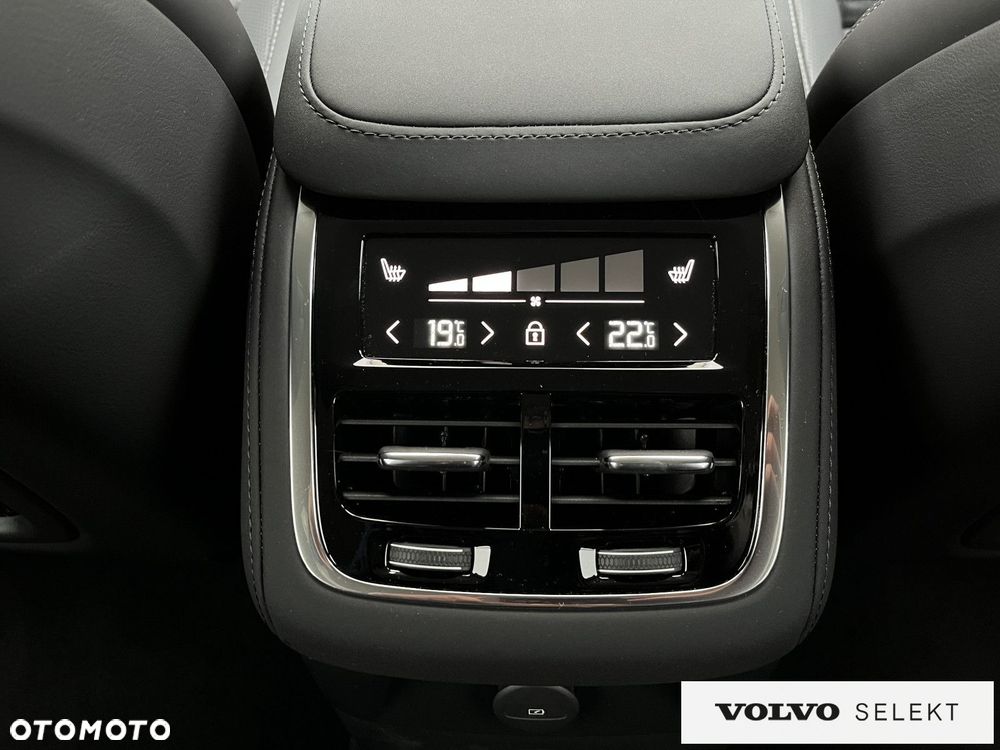 Volvo XC 90 - 16