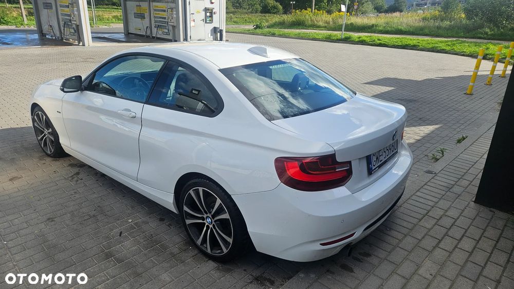 BMW F22 220D 2014 photo 5