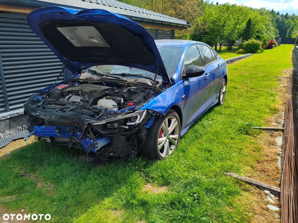 Opel Insignia 2.0 CDTI 4x4 GSi S&S - 20