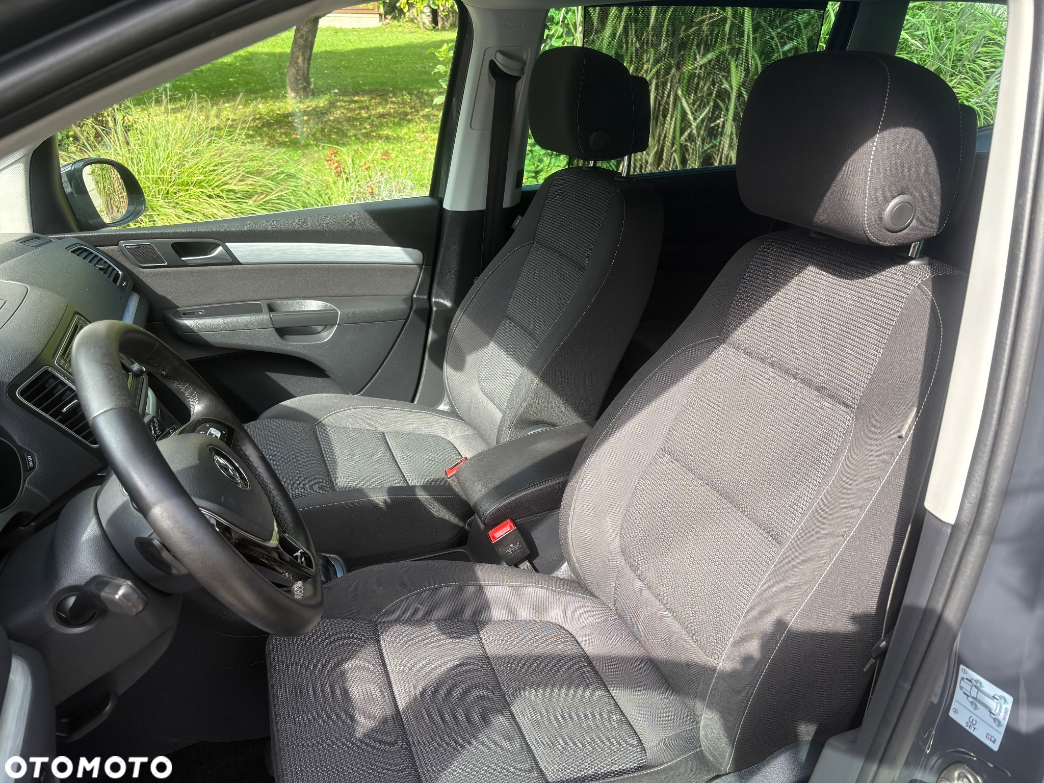 Volkswagen Sharan 2.0 TDI DSG (BlueMotion Technology) Comfortline - 26