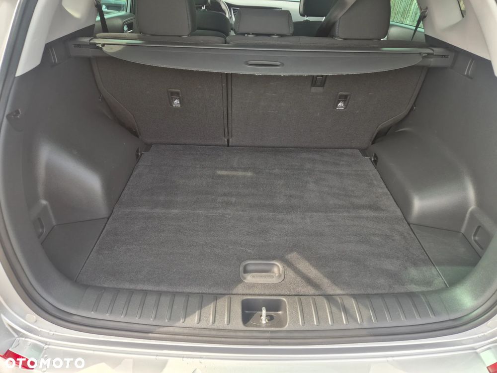 Hyundai Tucson blue 1.7 CRDi 2WD DCT Premium - 23