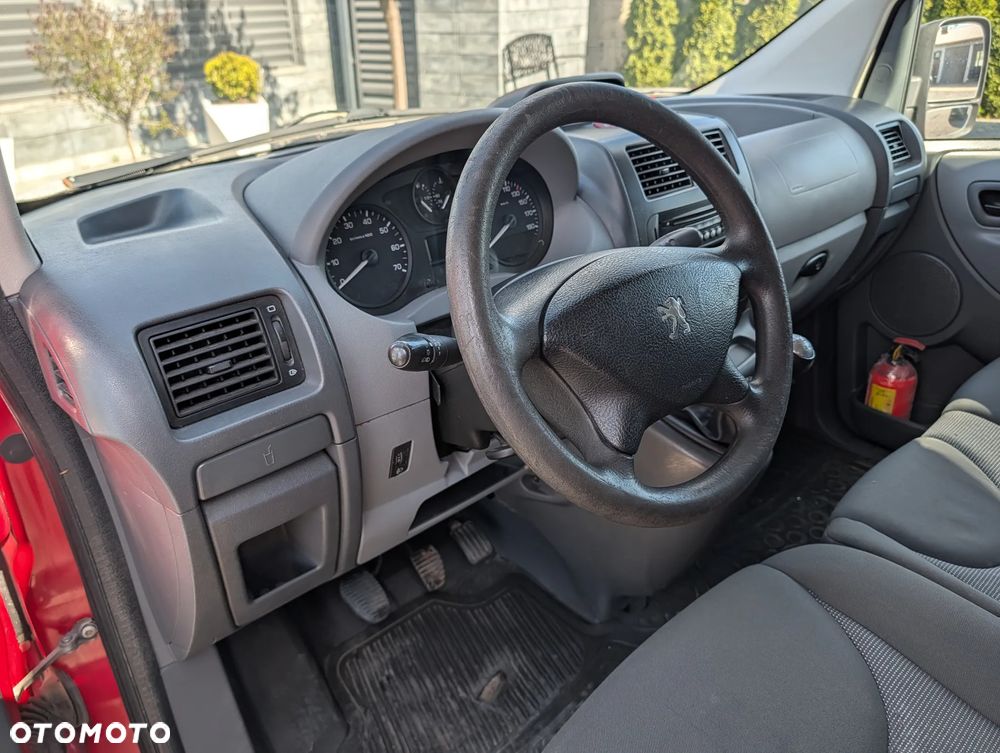 Peugeot EXPERT - 12