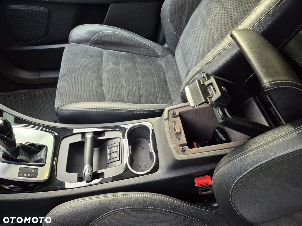 Ford S-Max - 16