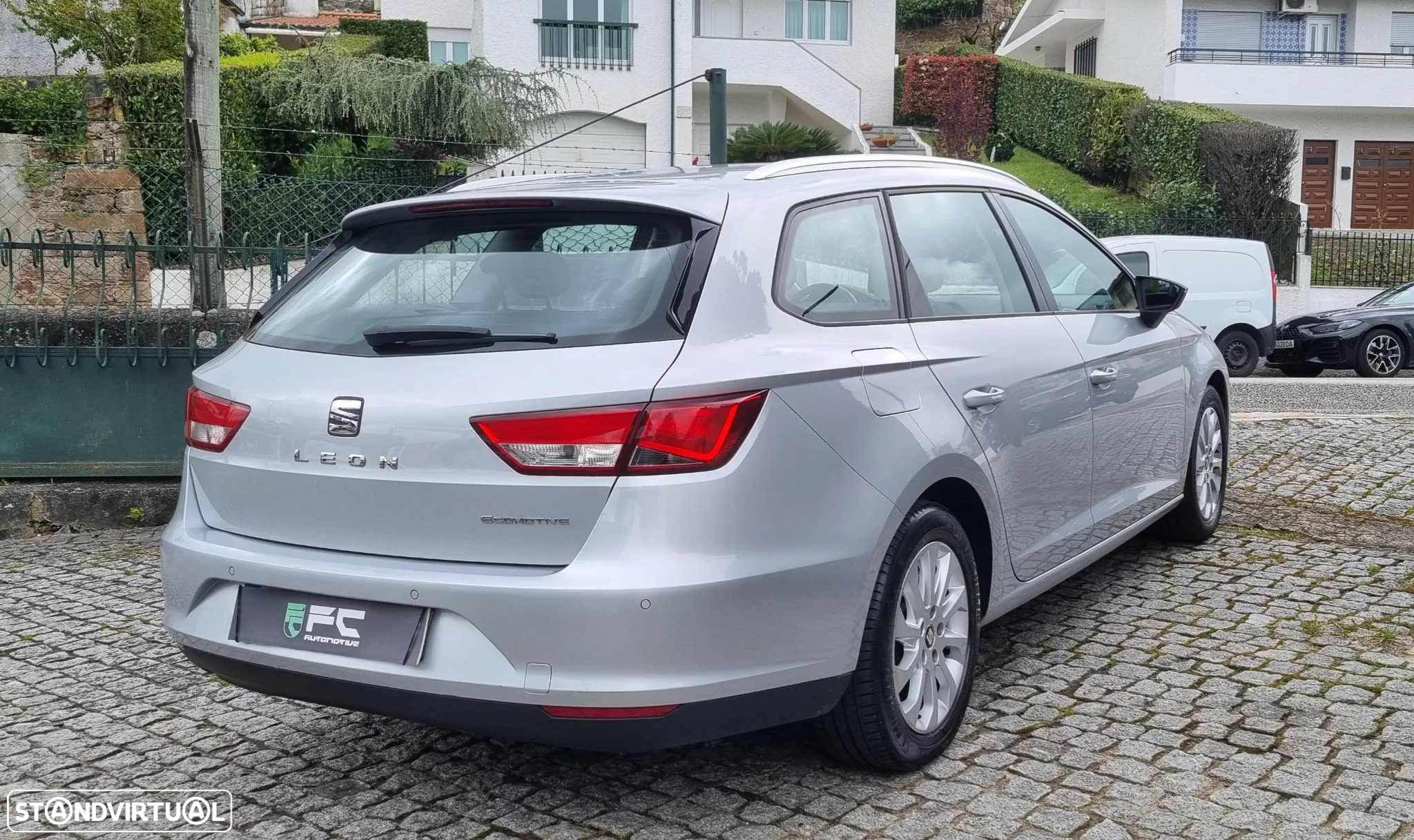 SEAT Leon ST 1.6 TDI Reference Ecomotive - 9