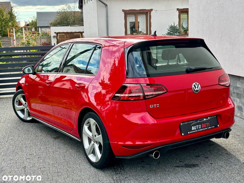 Volkswagen Golf VII 2.0 TSI BMT GTI - 4