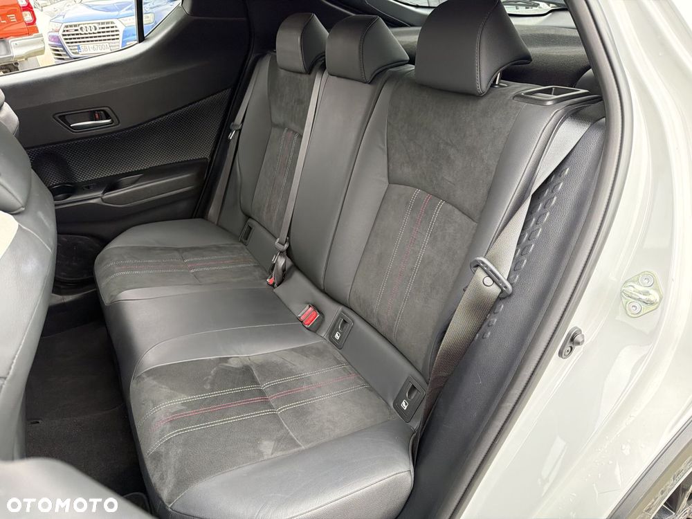 Toyota C-HR 2.0 Hybrid GR Sport - 22