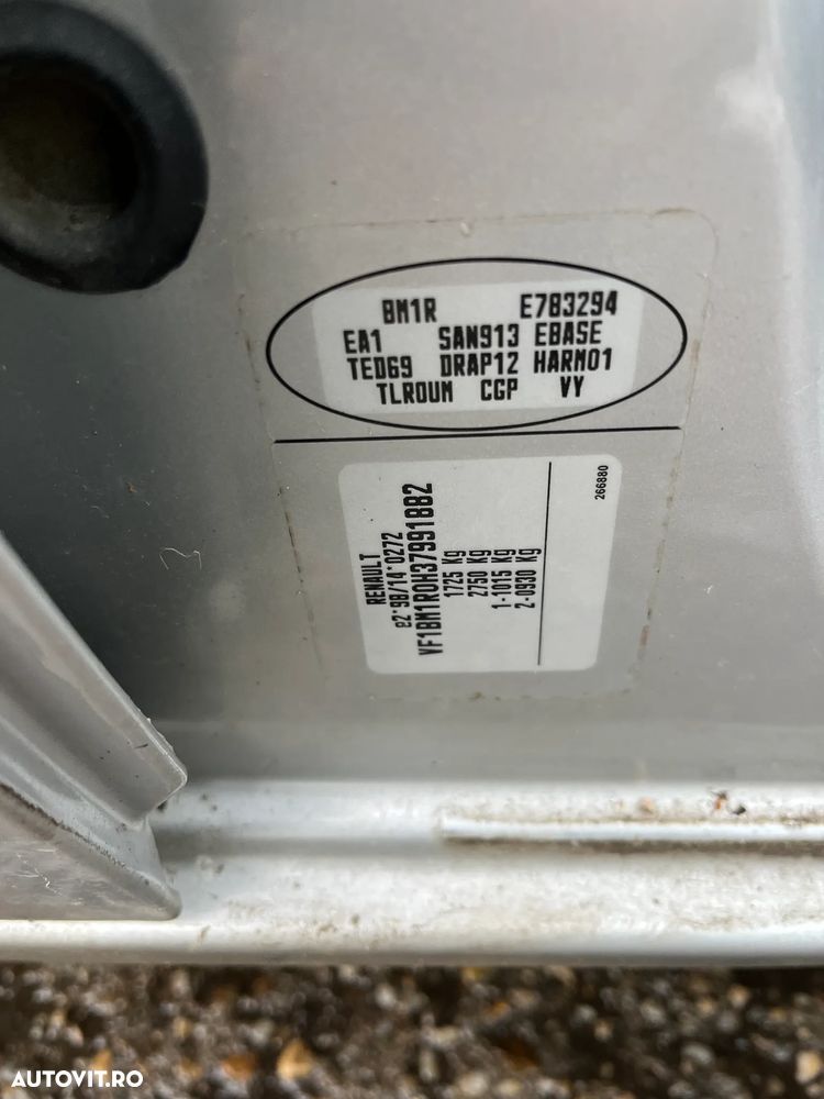 Dezmembrez Renault Megane II facelift gri argintiu 1,6 16v 2007 - 13