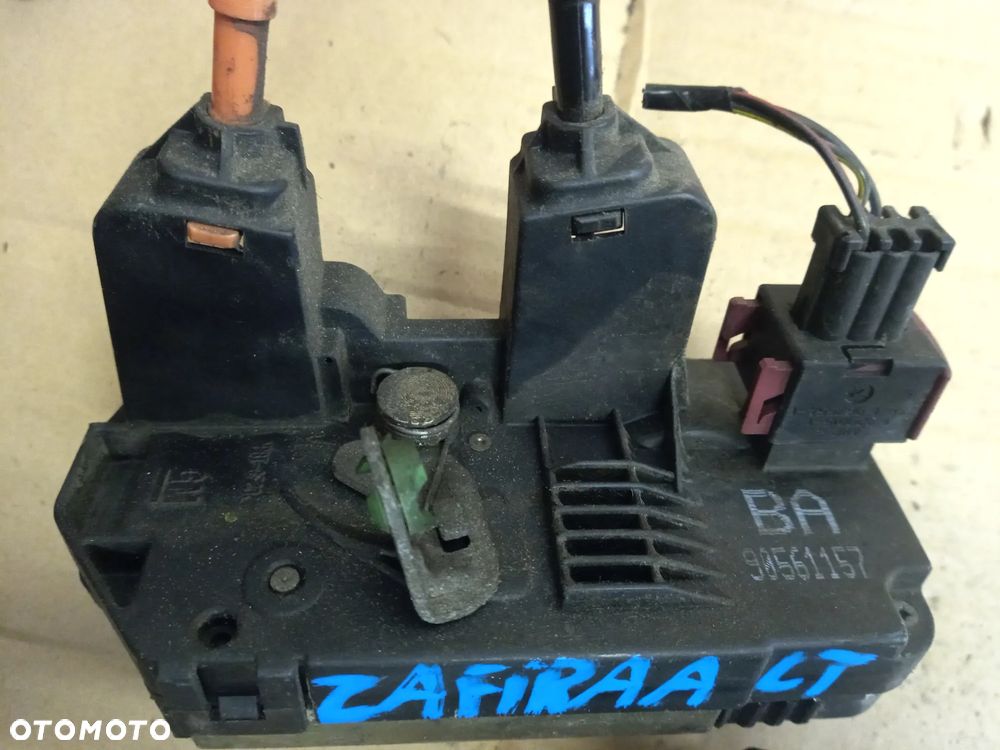 Opel Zafira A zamek drzwi tył tylnych prawy  90561157BA 90561158BB - 2