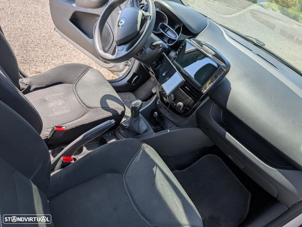 Renault Clio 0.9 TCE Dynamique S - 16