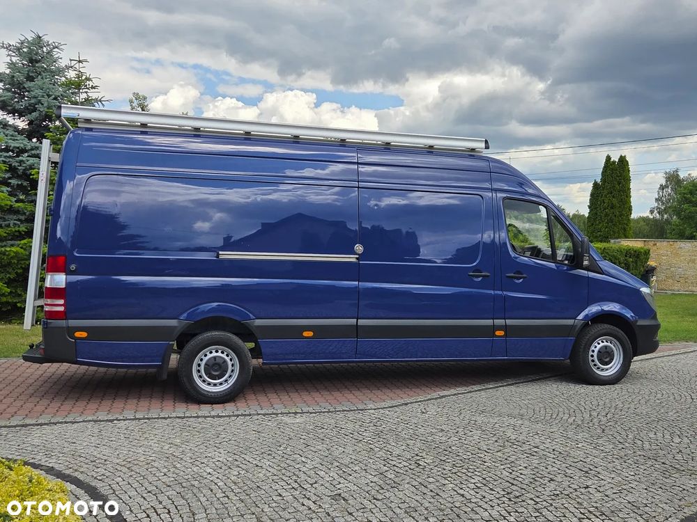 Mercedes-Benz Sprinter - 10