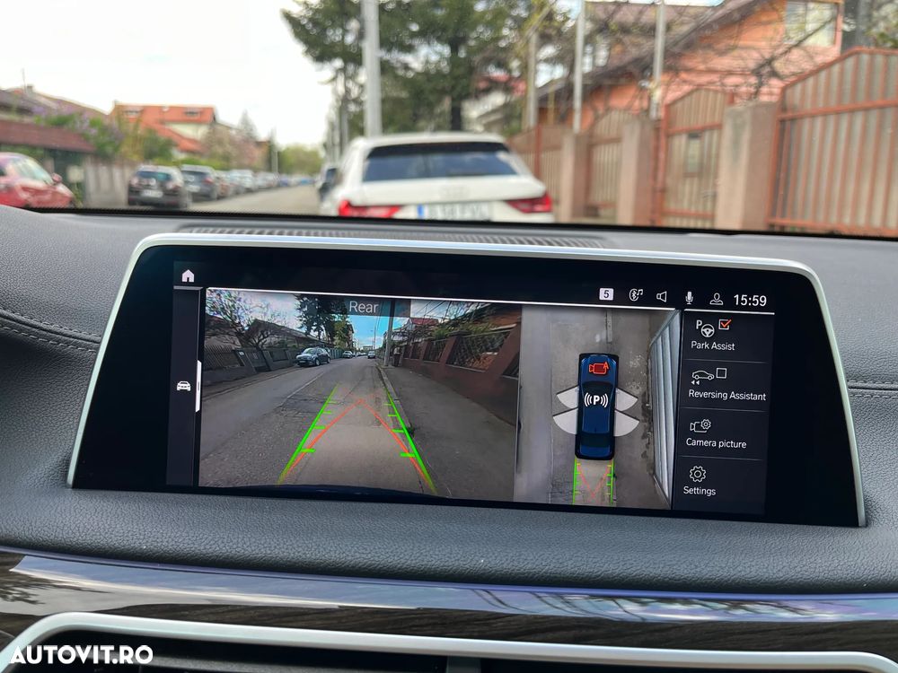 BMW Seria 7 730d xDrive - 17