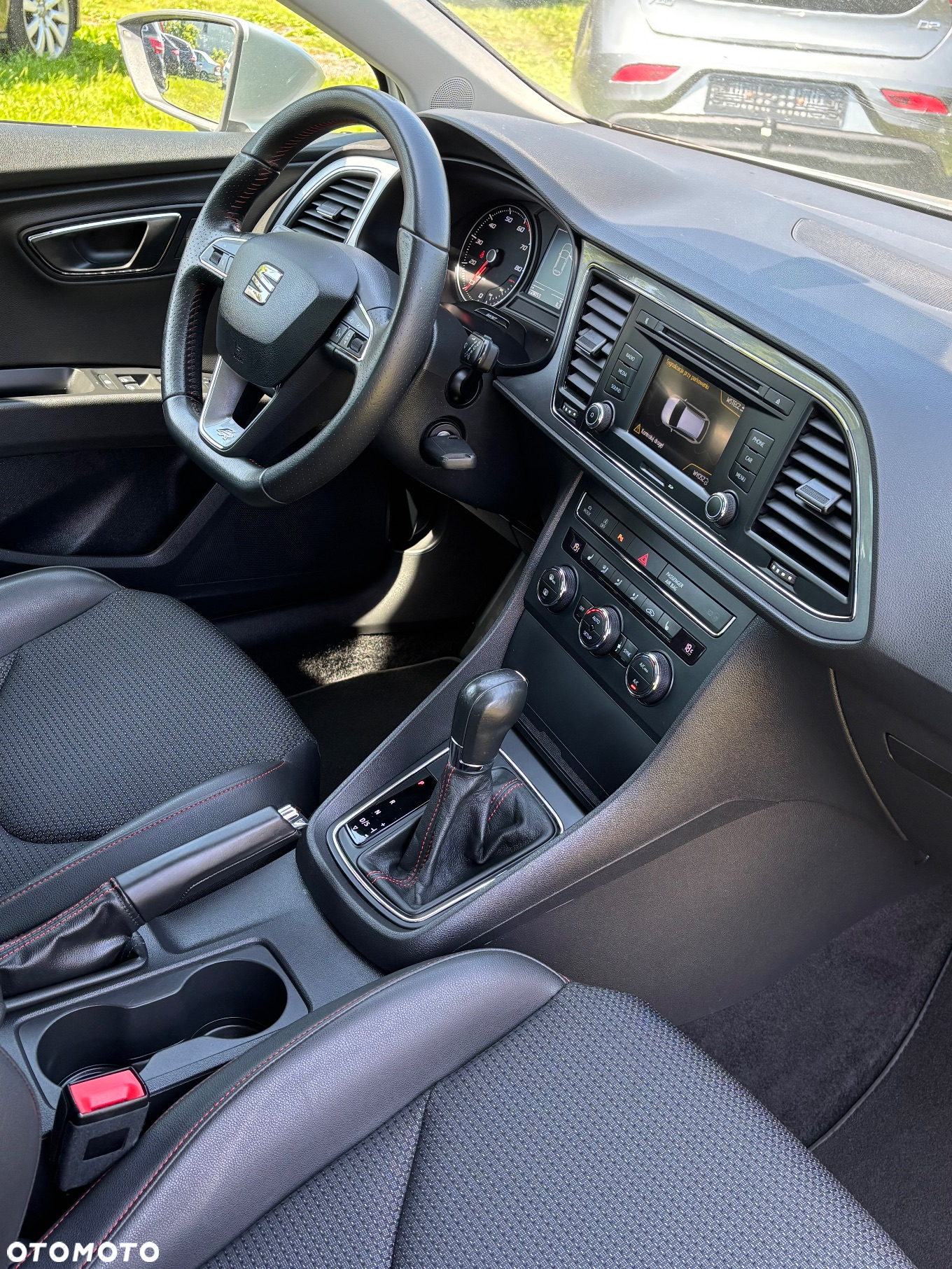 Seat Leon ST 1.8 TSI Start&Stop DSG FR - 32