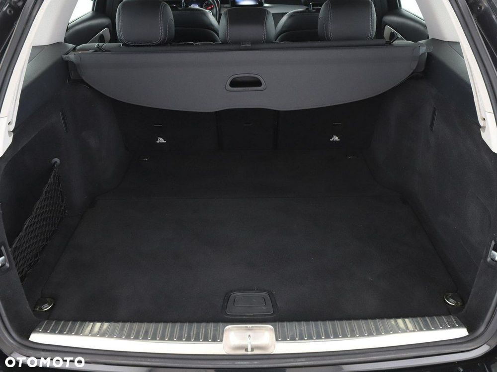 Mercedes-Benz Klasa C 180 - 21