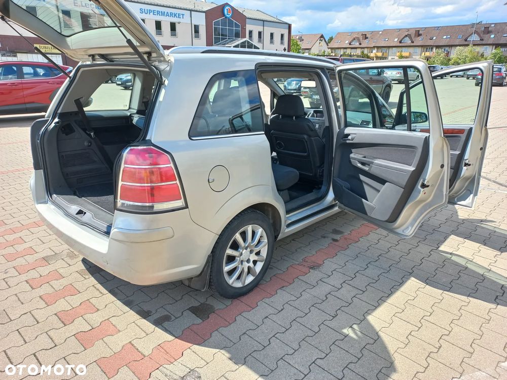Opel Zafira 1.9 CDTI Sport ActiveSelect - 8
