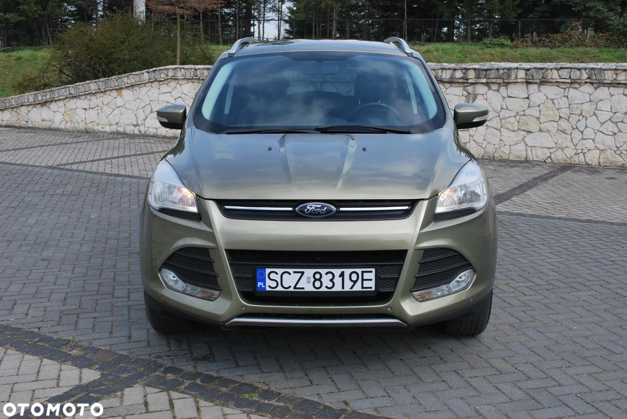 Ford Kuga 2.0 TDCi 2x4 Titanium - 12
